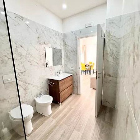 Seacily House 3*
